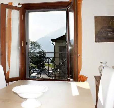 Relax Lago Di Como Apartment *